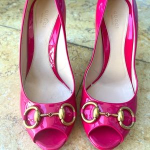 Hot Pink Gucci Horsebit Peep Toe Pumps Patent Leather